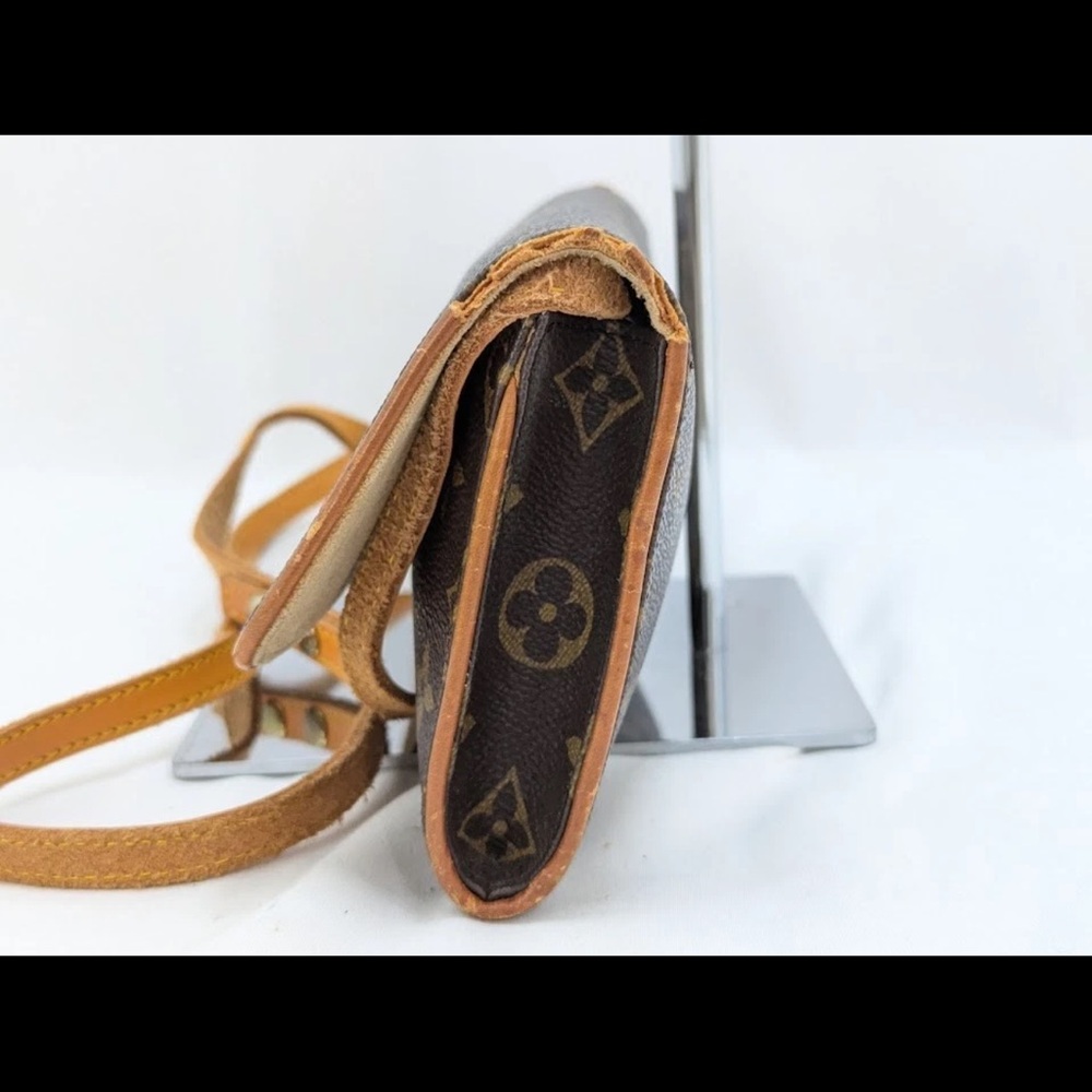 Louis Vuitton Brown Monogram Crossbody Bag with Tan Trim - Picture 5 of 13